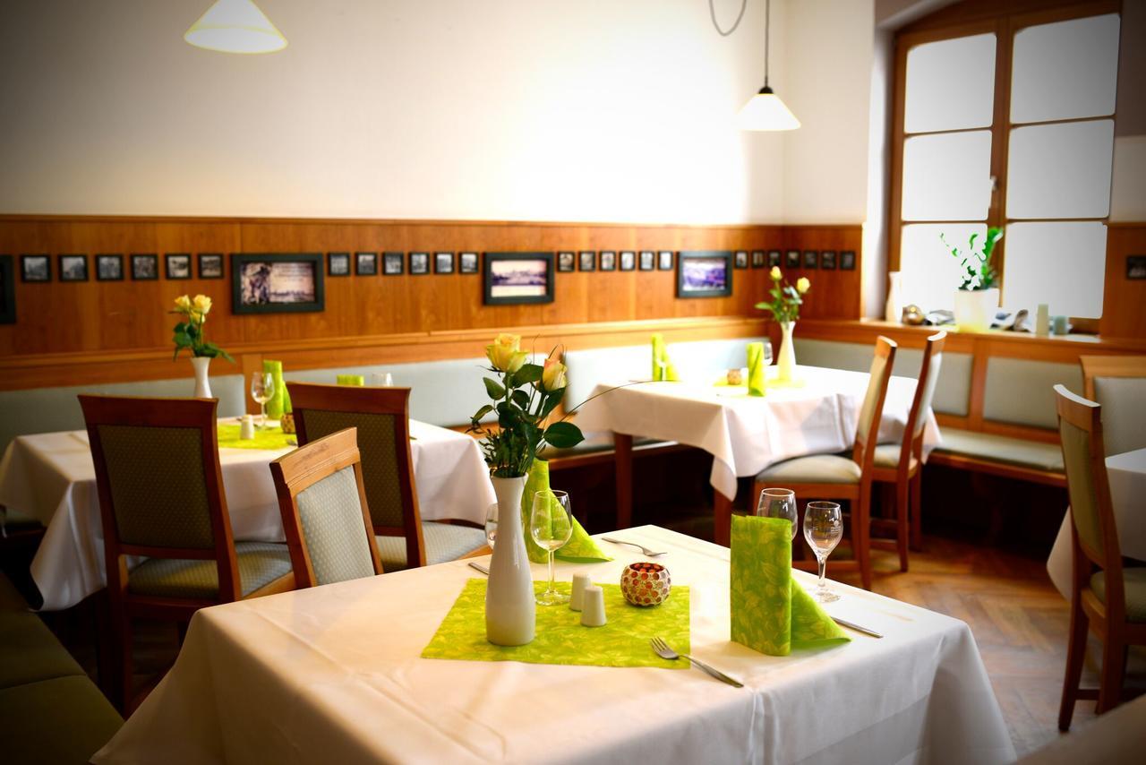 Altstadthotel Hassfurt Gbr Ngoại thất bức ảnh