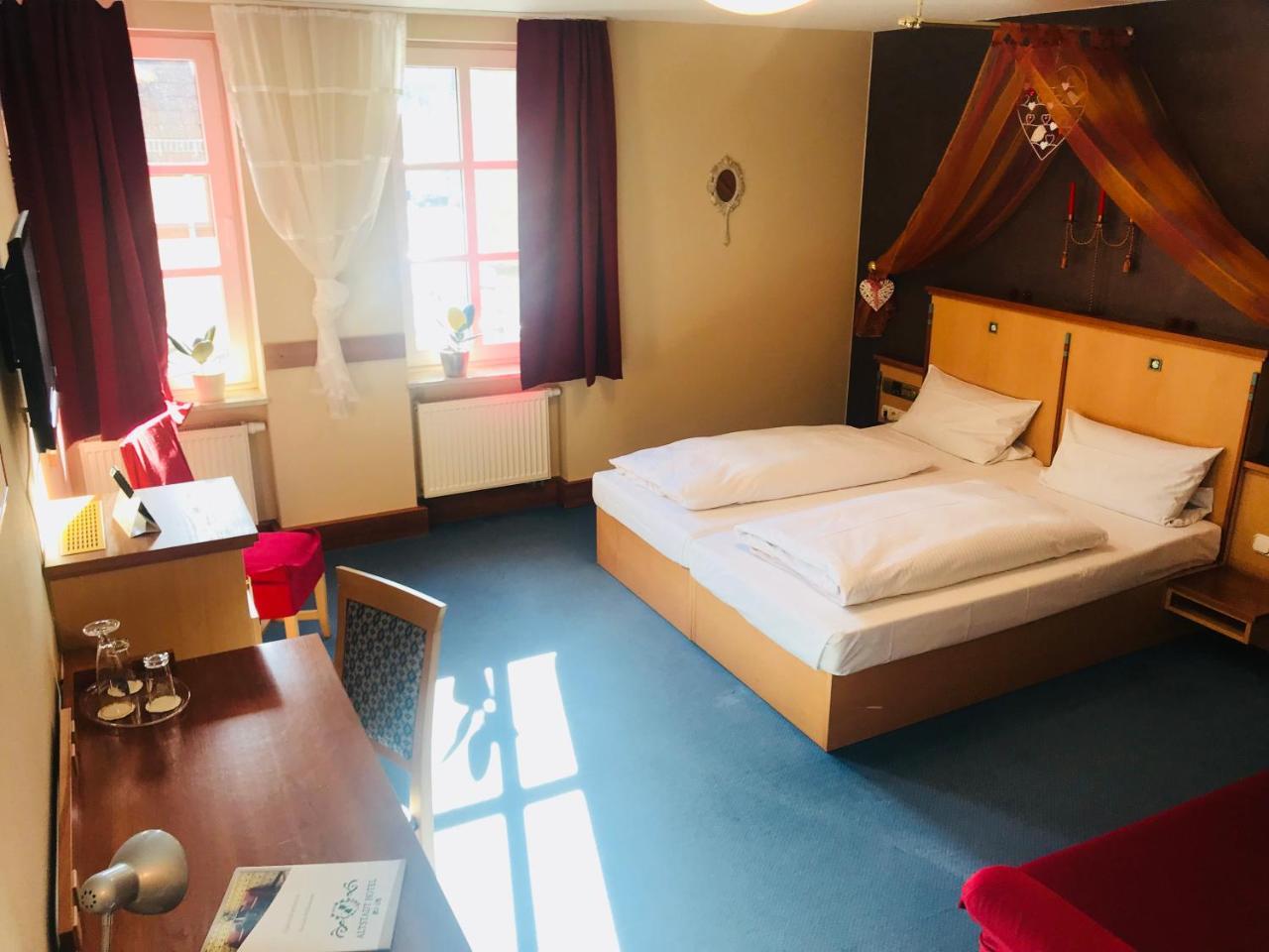 Altstadthotel Hassfurt Gbr Ngoại thất bức ảnh